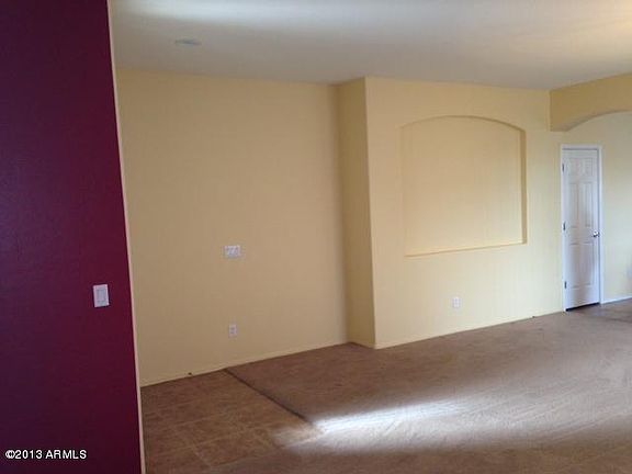4th image of 244 E Rock Wren Dr