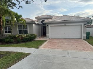 2874 SW 183rd Ave, Hollywood, FL 33029