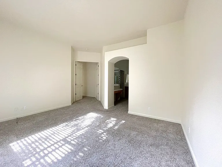 1115 Waverly Dr — Photo 19