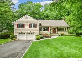 9 Mark Dr, Rye Brook, NY 10573