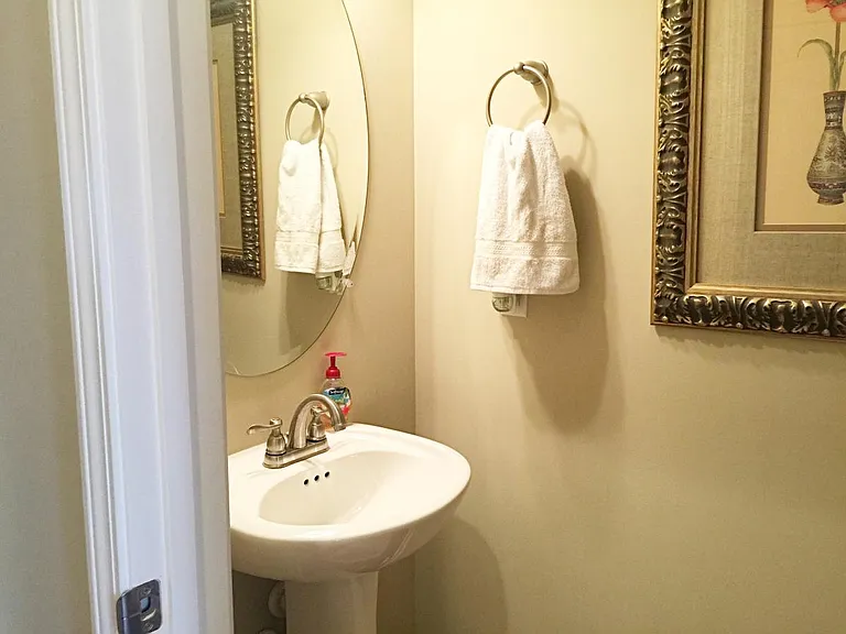 24 Bay Springs Dr — Photo 9