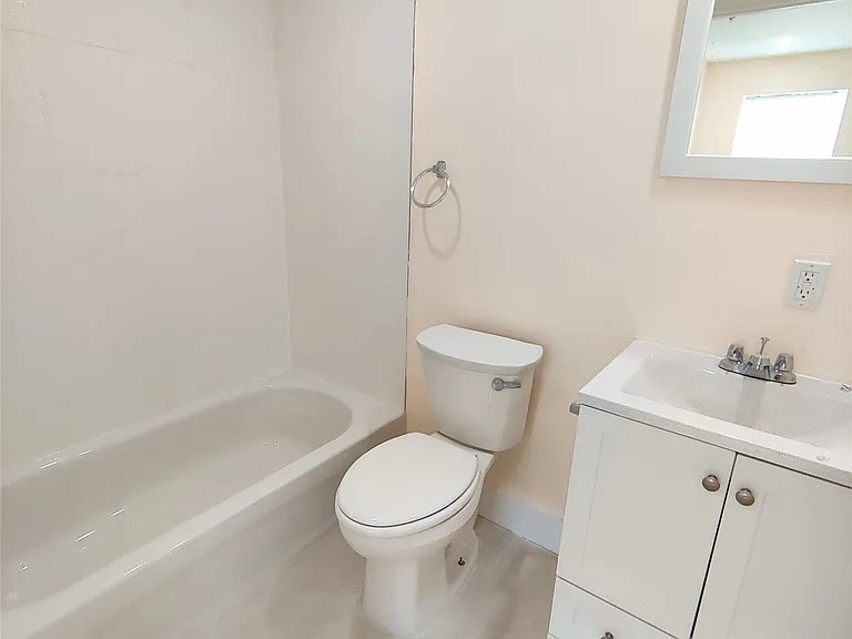 11 Avenue A #2L — Photo 4