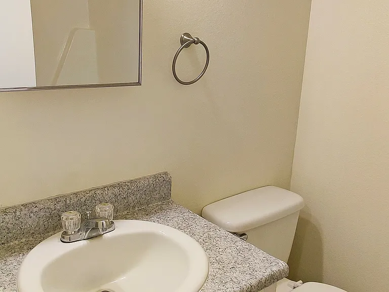 417 W Idaho Ave #C — Photo 16