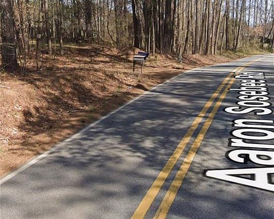 2nd image of 3274 Aaron Sosebee Rd #16