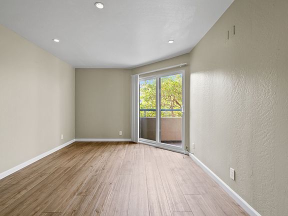 5th image of 1551 Southgate Ave APT 127