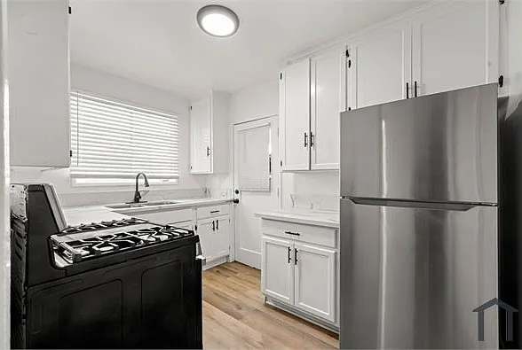 4320 Santa Rosalia Dr #A — Photo 3