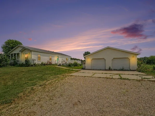 1448 E Walton Rd, Shepherd, MI 48883
