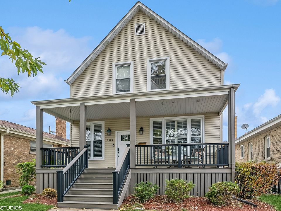 1st image of 2624 W Carmen Ave