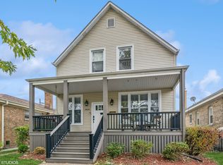 2624 W Carmen Ave, Chicago, IL 60625