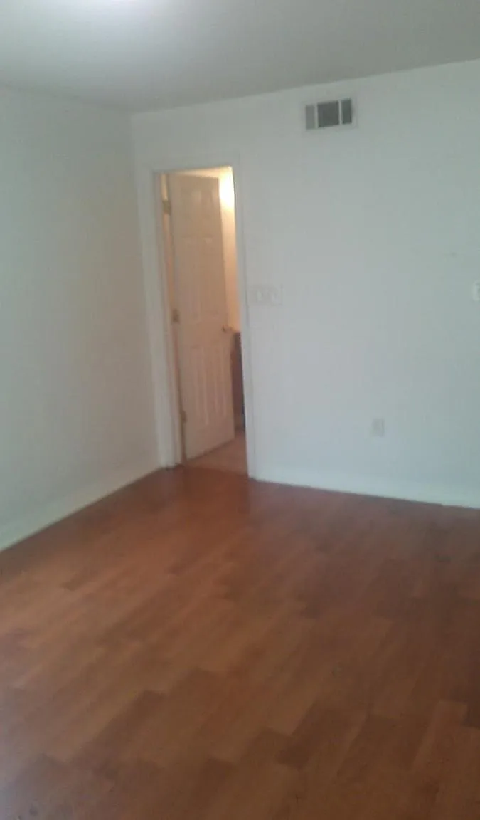 1825 Old Roman Street — Photo 3