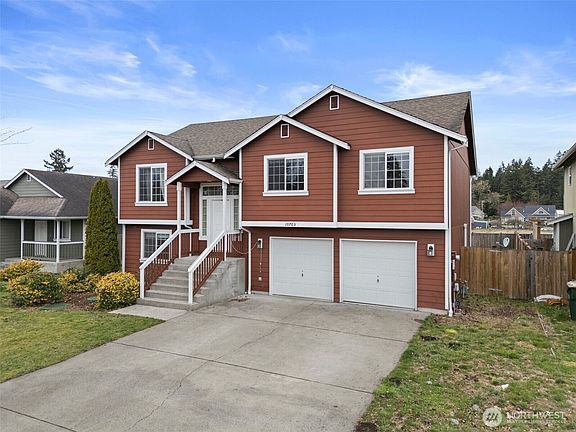 2nd image of 10705 Umtanum St SE