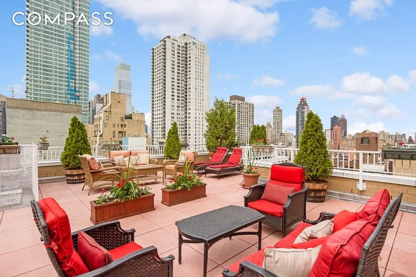 Sold by Compass | media 6