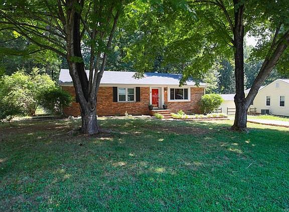 3rd image of 2521 Dorel Ln