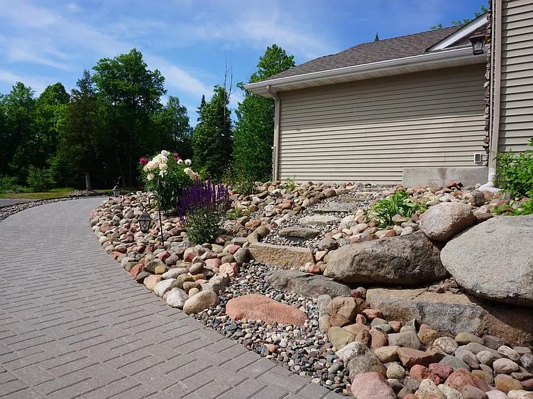 5252 Twin Pines St — Photo 29