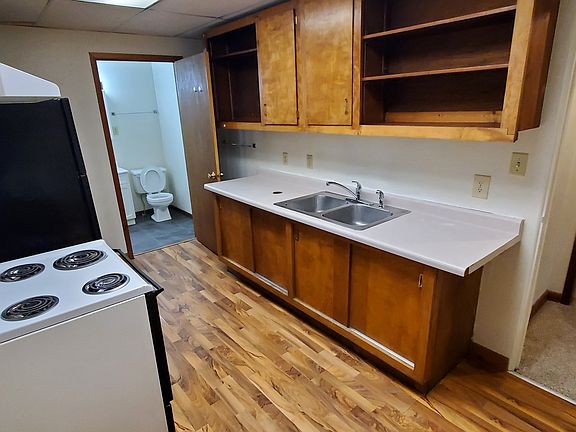4th image of 5 S Main St #3