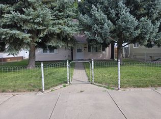 1004 Knight St, Miles City, MT 59301
