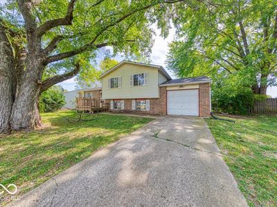 10327 E Starview Dr, Indianapolis, IN, 46229