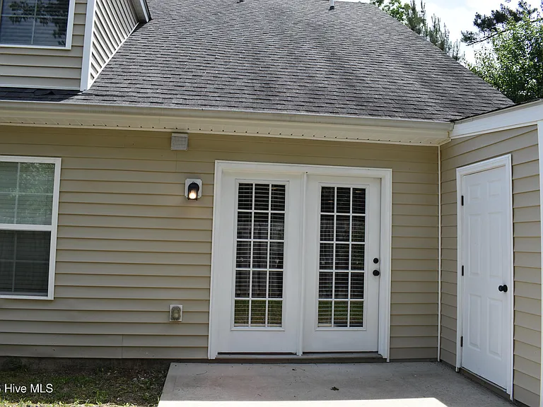 504 York Loop — Photo 12