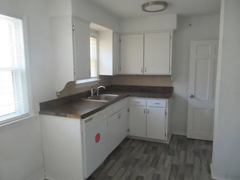 5095 Edenhurst Rd — Photo 5
