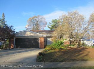 1727 Autumn Ln, Lansing, MI 48912