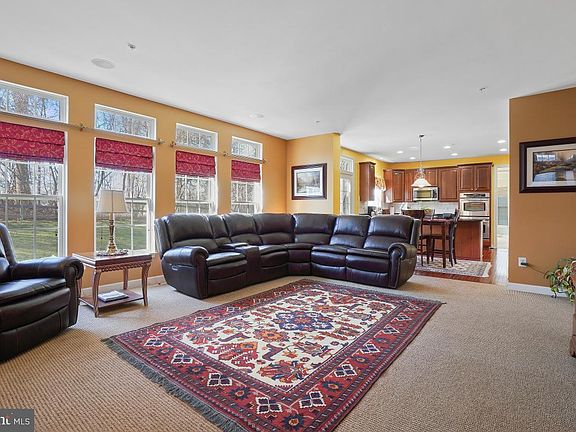 3rd image of 15615 Copper Beech Dr