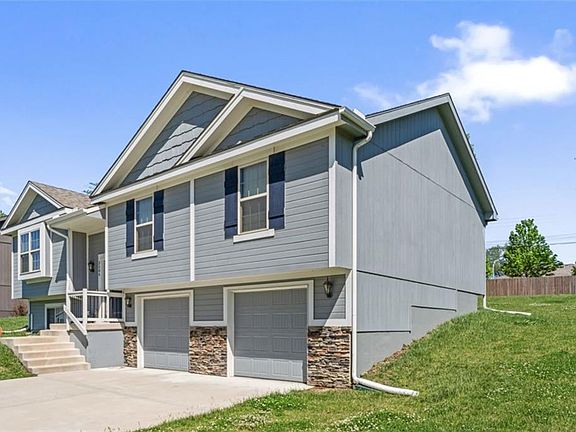 3rd image of 3506 NE 85th St