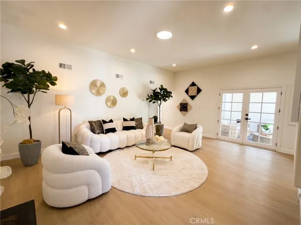 26 Seton Rd, Irvine, CA 92612