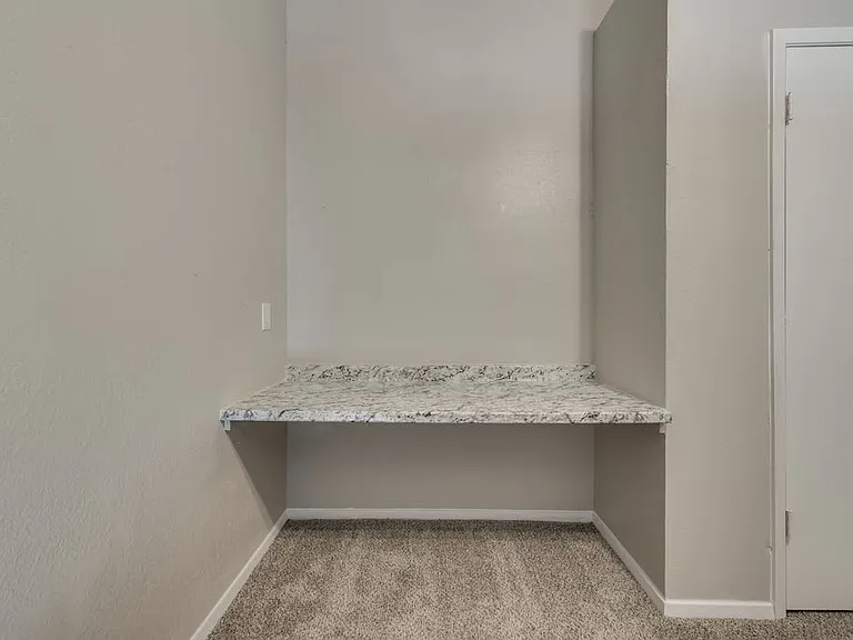 1217 Pecan Square Dr #222 — Photo 15