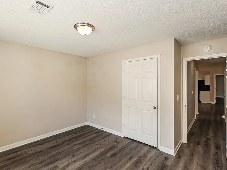 1310 Waterton Trl — Photo 11