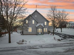 323 W Prospect St, Endeavor, WI 53930