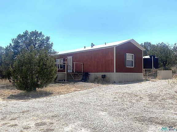 4th image of 8 Raccoon Cir