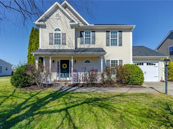 5743 Misty Hill Cir, Clemmons, NC 27012