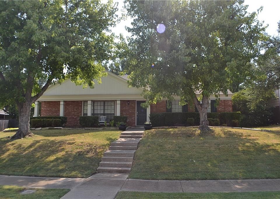 1st image of 1412 Huntington Dr