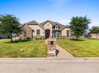 1094 Hesselridge Dr, Hewitt, TX 76643