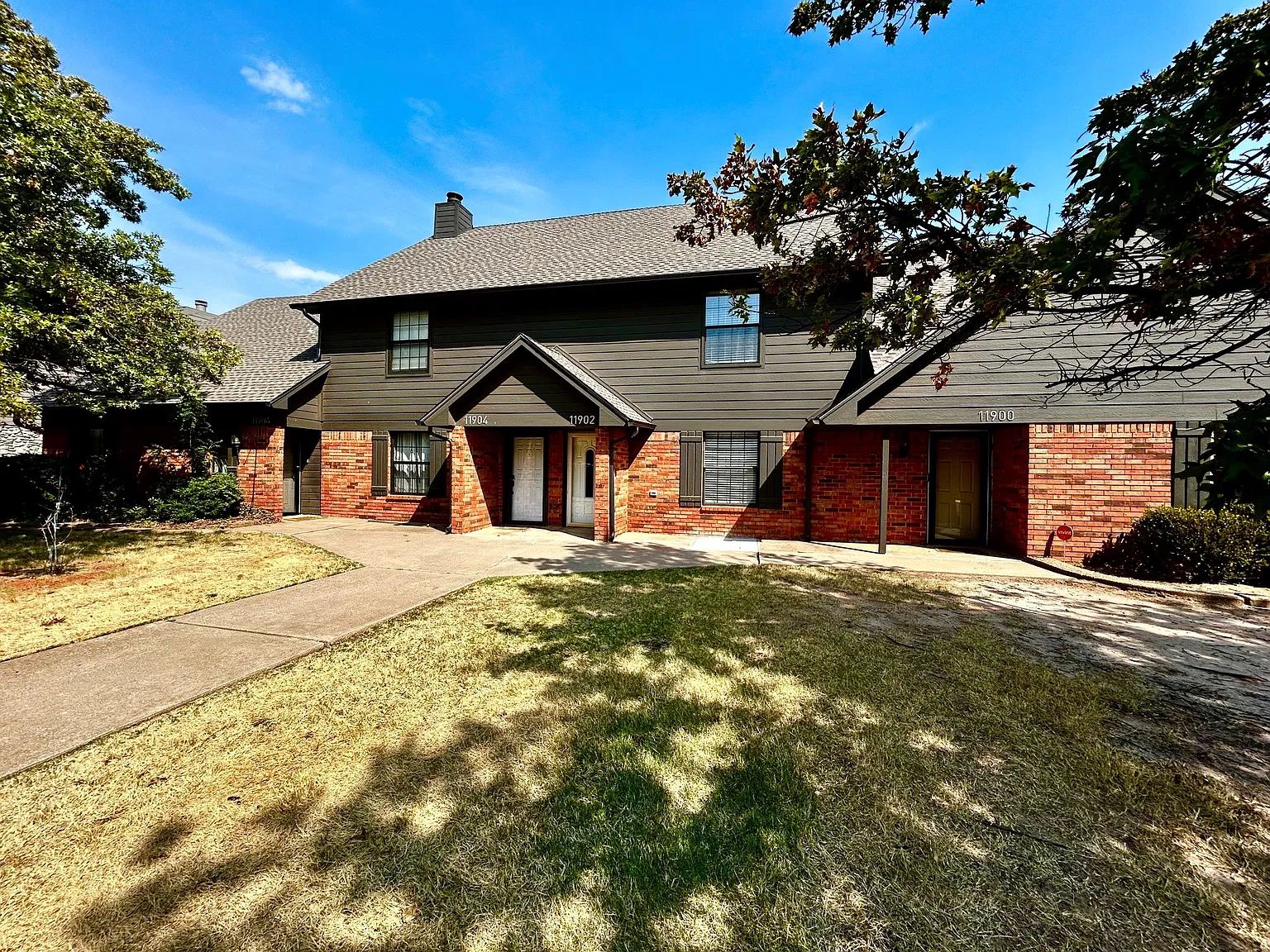 11902 Shady Trail Ln — Photo 2