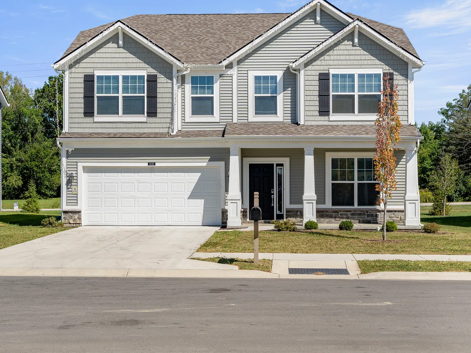 5 bed, 2714 sqft, $2,600 — Photo 1