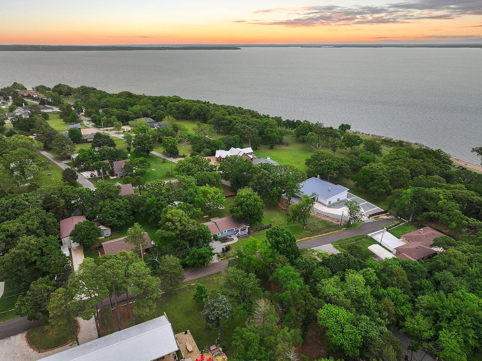 109 Arkansas St, Pottsboro TX - photo 4