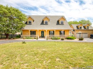 759 Oak Ridge Dr, Bandera, TX 78003