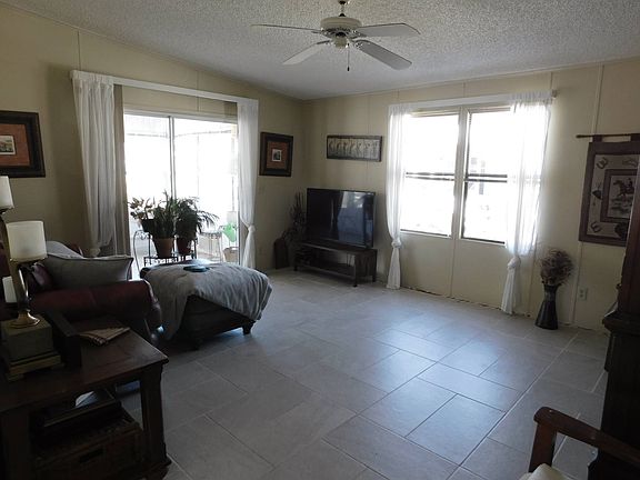 4th image of 9943 Cypress Lakes Dr