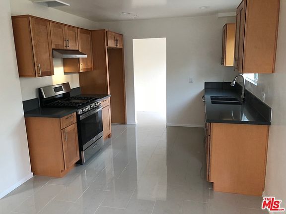 5th image of 116 S Bowling Green Way