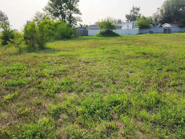 5002 55th St, Elk Pt, AB T0A 1A0