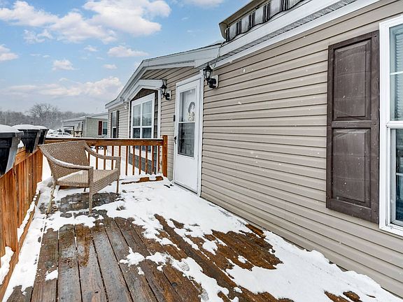 3rd image of 22 Leto Ln