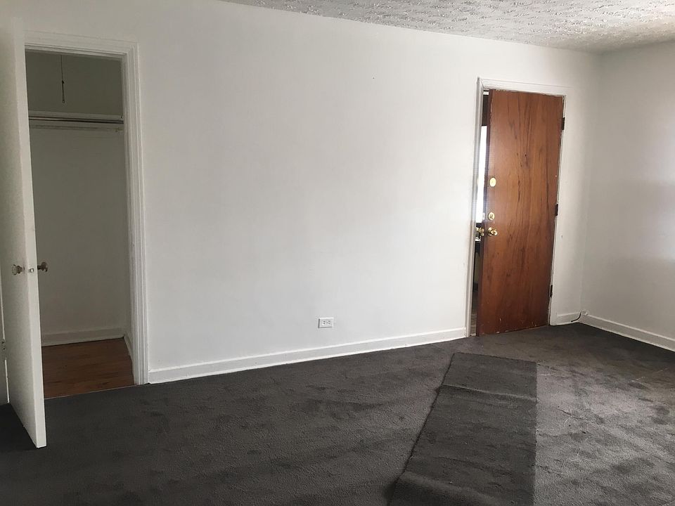 2nd image of 8049 S Rhodes Ave #2