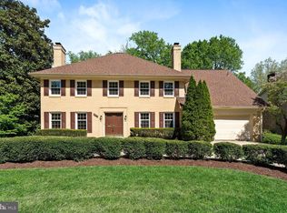 6617 Kenhill Rd, Bethesda, MD 20817