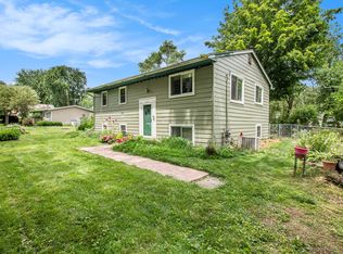 295 Fairmount Dr, Whitmore Lake, MI 48189