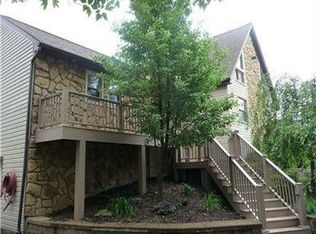 139 Felton Ln, New Brighton, PA 15066