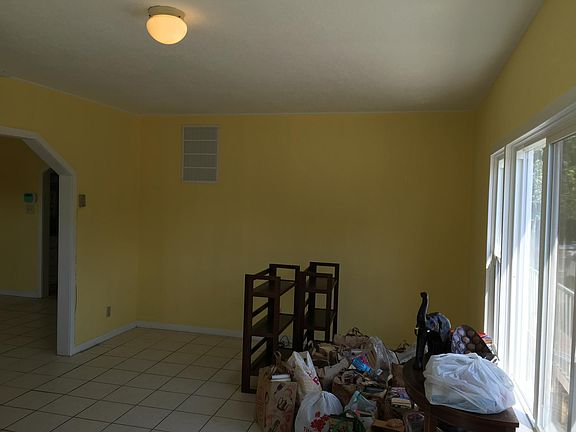 5th image of 25 S Bella Monte Ave