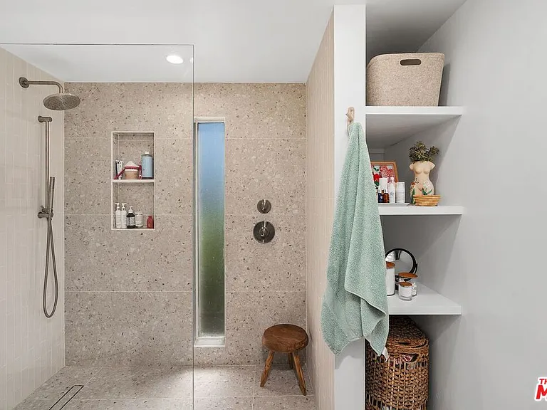 11260 Overland Ave #12D — Photo 21
