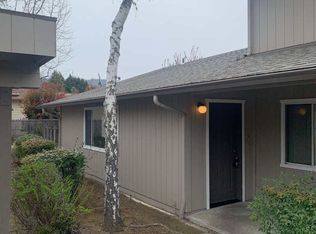 2152 NW North Hill Dr #A, Grants Pass, OR 97526