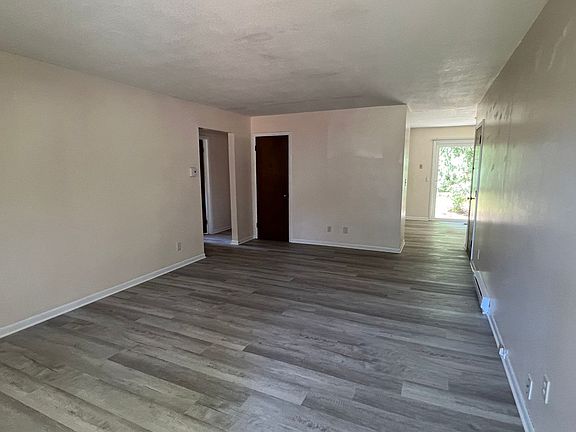 2nd image of 2264 Welch Dr